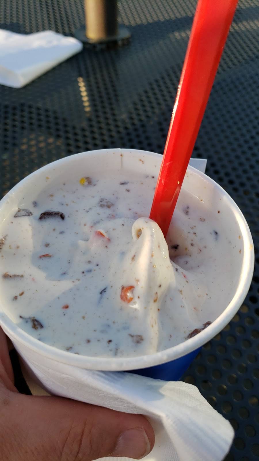 Dairy Queen Grill & Chill | restaurant | 8095 High Pointe Dr, Newburgh, IN 47630, USA | 8124906336 OR +1 812-490-6336