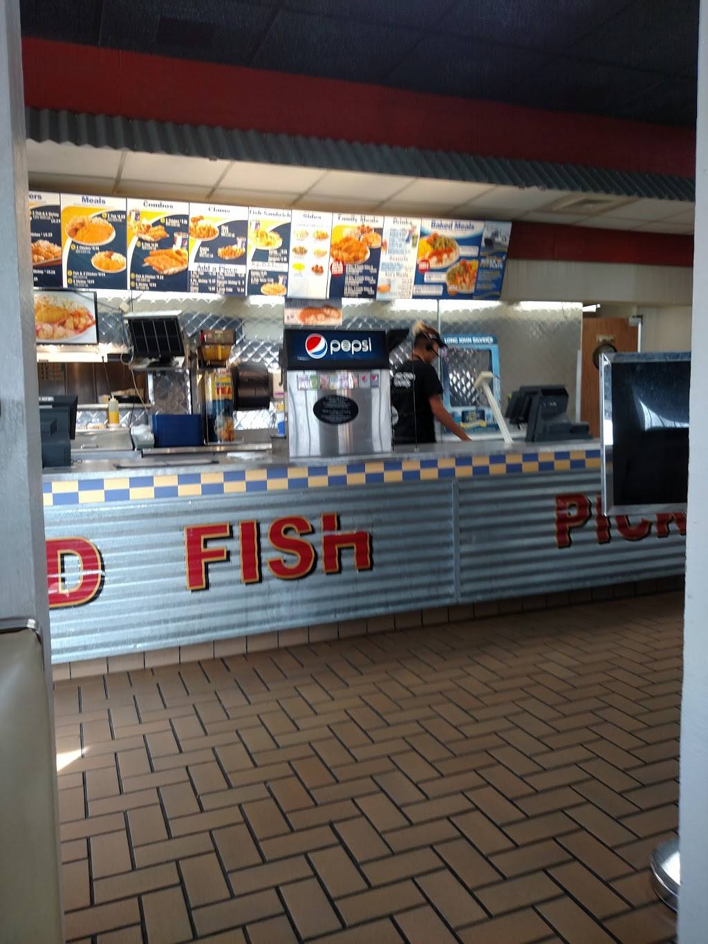 Long John Silvers | restaurant | 270 Fletcher Pkwy, El Cajon, CA 92020, USA | 6195799849 OR +1 619-579-9849