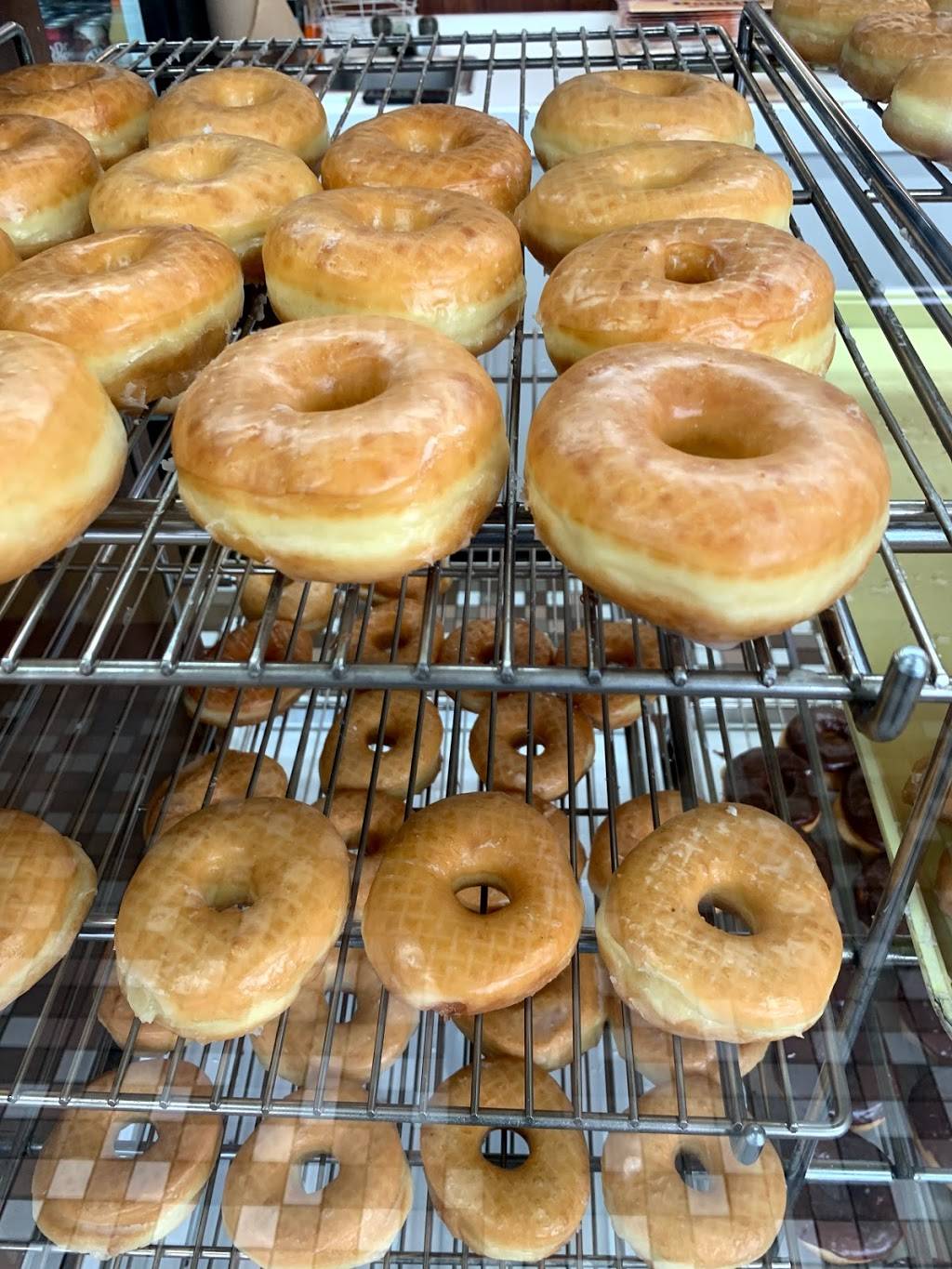 Christys Donuts Kolaches | bakery | 1103 W Gray St, Houston, TX 77019, USA | 7135244005 OR +1 713-524-4005