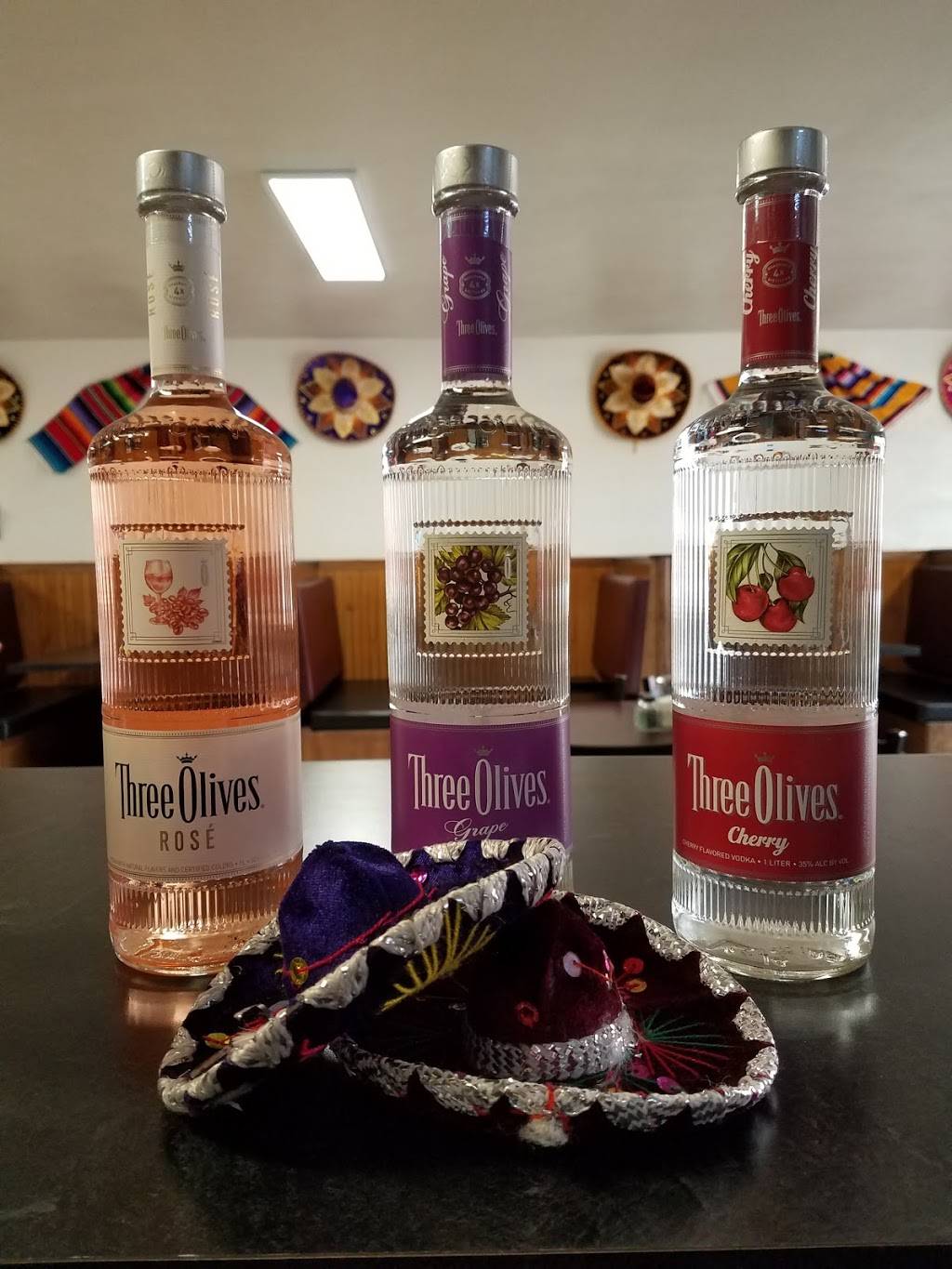 Kenyas Family Restaurant | restaurant | 27 S Main St, Clintonville, WI 54929, USA | 7154603511 OR +1 715-460-3511