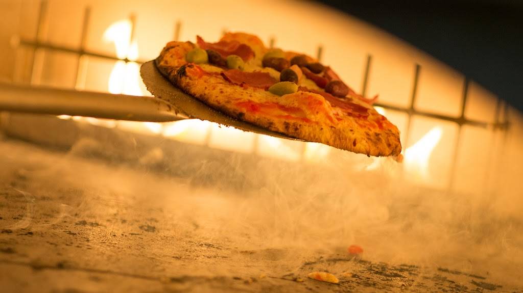 Frys Spring Station | restaurant | 2115 Jefferson Park Ave, Charlottesville, VA 22903, USA | 4342022257 OR +1 434-202-2257