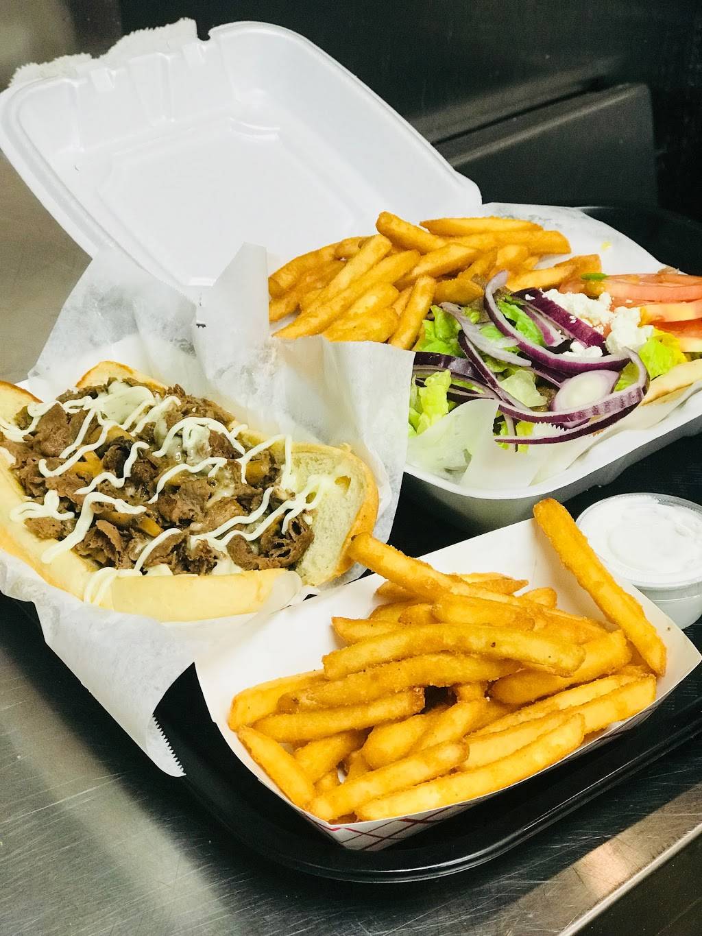 Hook Fish & Chicken | restaurant | 7312 Kingsgate Way, West Chester Township, OH 45069, USA | 5137552999 OR +1 513-755-2999