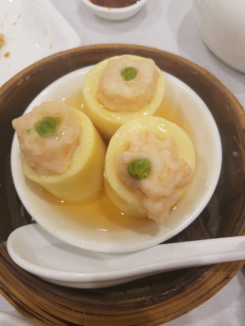 王朝豪庭 | restaurant | 46-45 Kissena Blvd, Flushing, NY 11355, USA | 7188888998 OR +1 718-888-8998