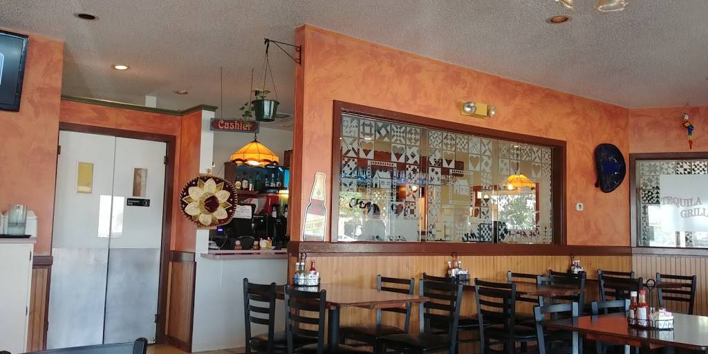 Tequila Grill | restaurant | 125 4th St, Kalona, IA 52247, USA | 3196563133 OR +1 319-656-3133
