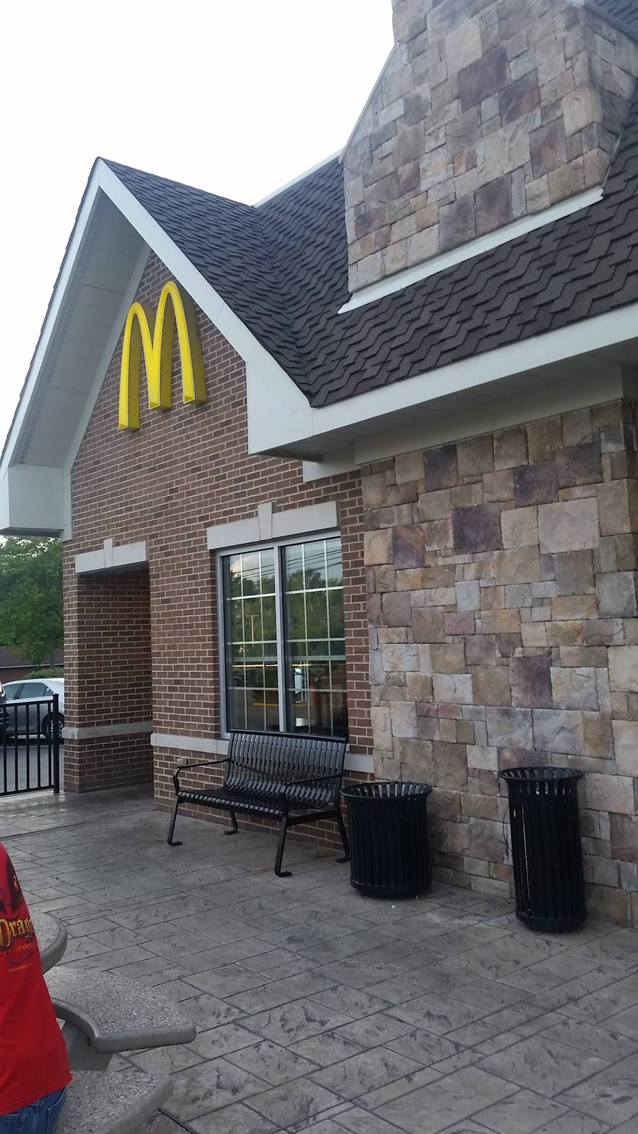 McDonalds | cafe | 355 S N Main St, Waynesville, OH 45068, USA | 5138971110 OR +1 513-897-1110