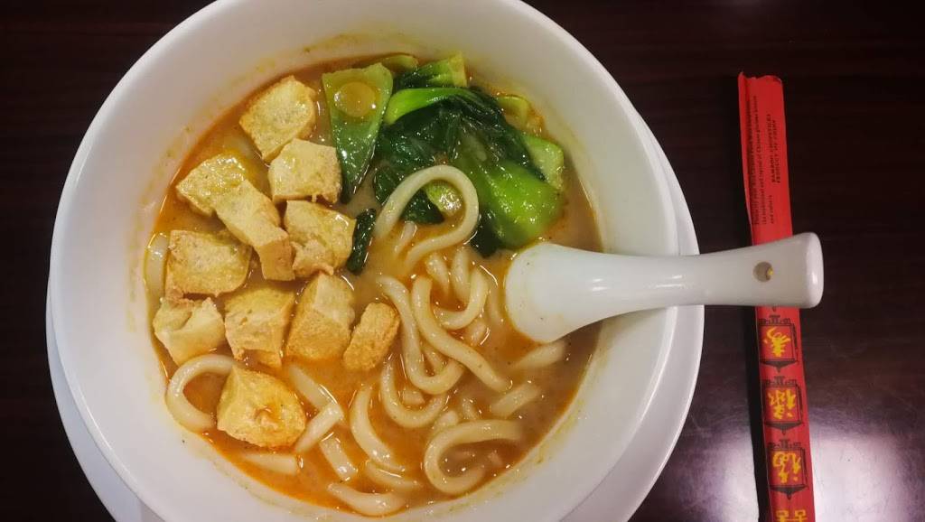 Yummy Yummy | restaurant | 658 NY-109, Lindenhurst, NY 11757, USA | 6319561773 OR +1 631-956-1773