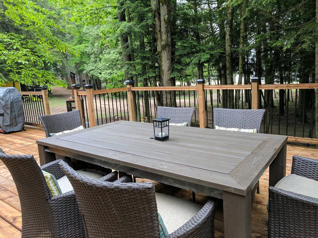 Pine Lodge | restaurant | 6 Chemin de Pine Lodge, Bristol, QC J0X 1G0, Canada | 8196472805 OR +1 819-647-2805