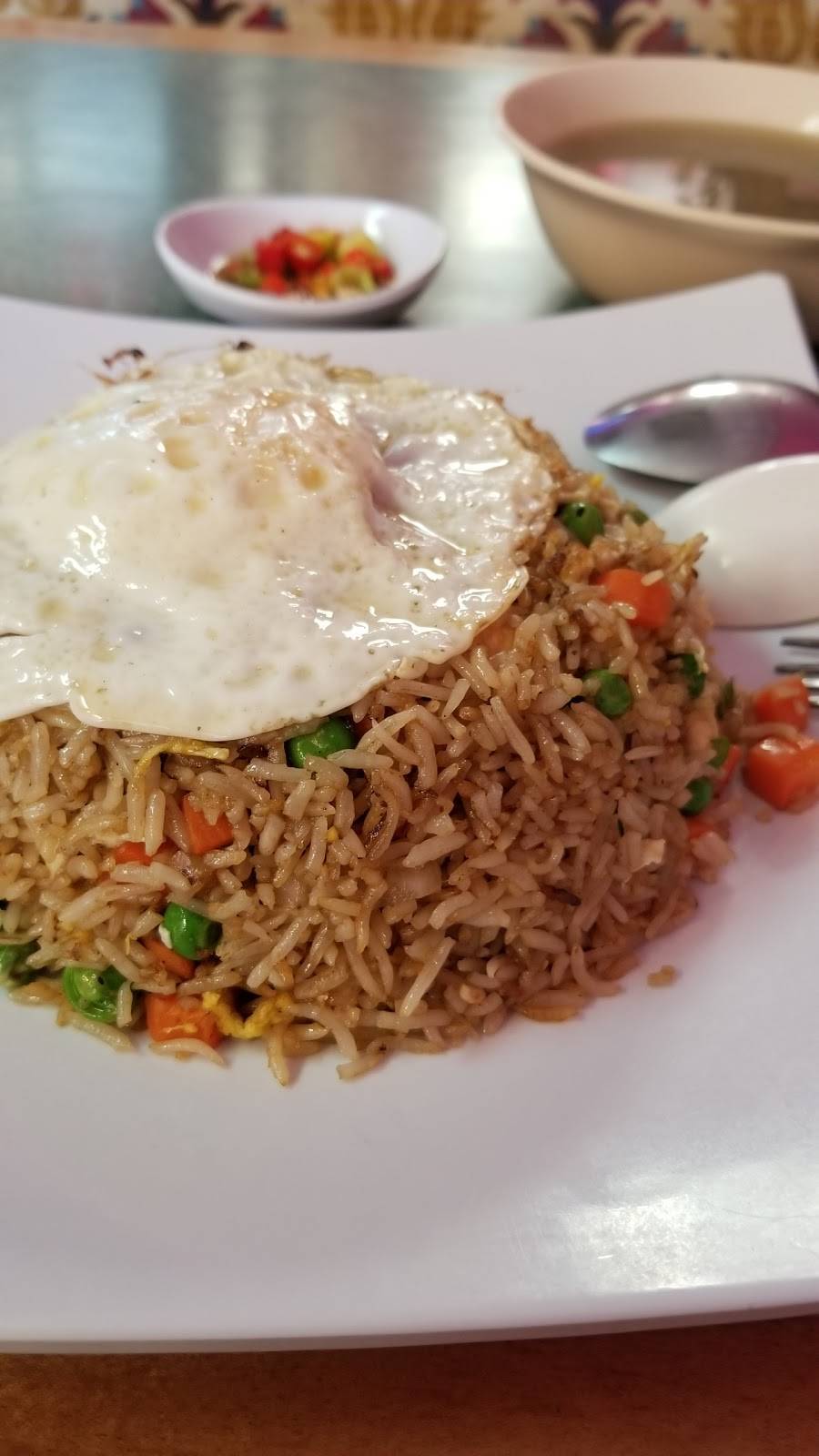 Burmese Restaurant | restaurant | 7040 Madison Ave, Indianapolis, IN 46227, USA | 3175204511 OR +1 317-520-4511