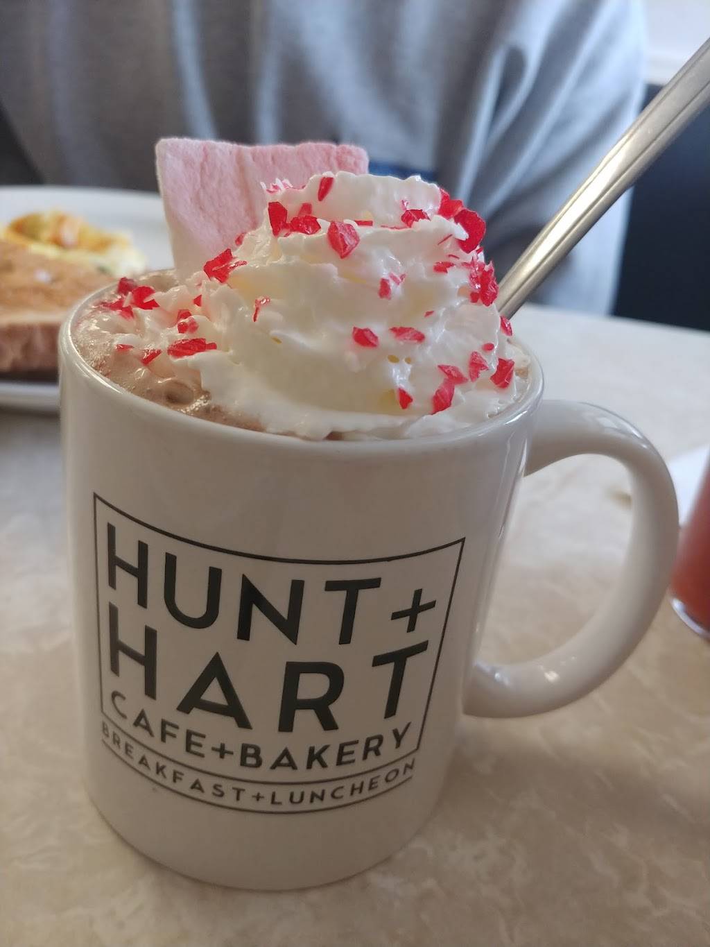 Hunt + Hart I Cafe + Bakery | bakery | 22 E Main St, Huntington, MA 01050, USA | 4136673030 OR +1 413-667-3030