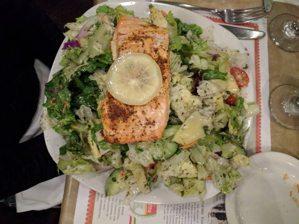 Stellas Casa Capri | restaurant | 2129 Birch Rd, Kenosha, WI 53140, USA | 2625517171 OR +1 262-551-7171