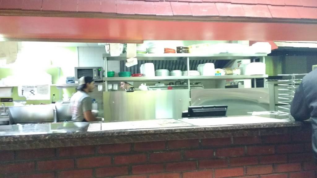 Old Friends Pizza | restaurant | 3665 Hulmeville Rd, Bensalem, PA 19020, USA | 2156388082 OR +1 215-638-8082