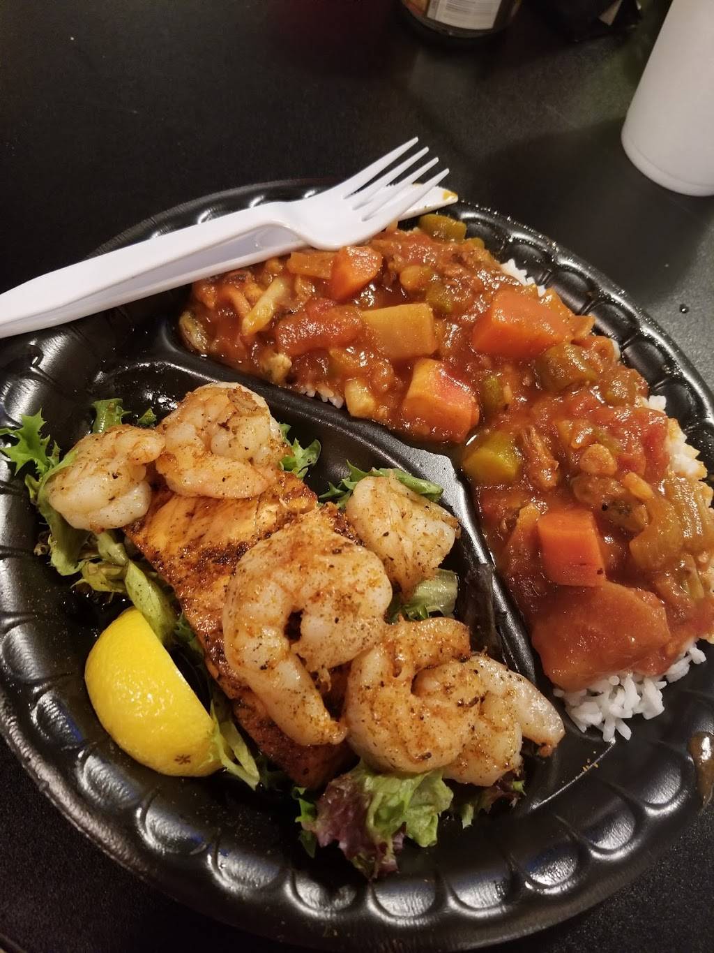 Mrs Fish Seafood Grill | restaurant | 919 Broadway St, Myrtle Beach, SC 29577, USA | 8439466869 OR +1 843-946-6869