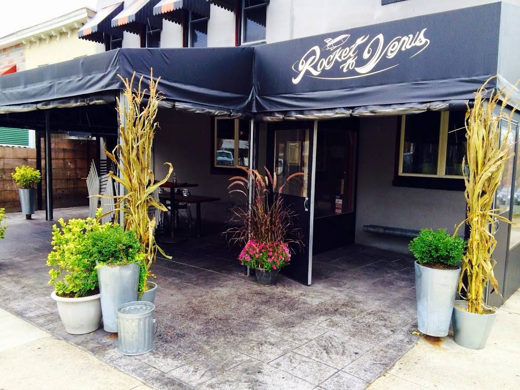 Rocket To Venus | restaurant | 3360 Chestnut Ave, Baltimore, MD 21211, USA | 4102357887 OR +1 410-235-7887