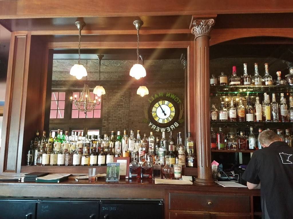 Town Hall Brewery | restaurant | 1430 S Washington Ave, Minneapolis, MN 55454, USA | 6123398696 OR +1 612-339-8696