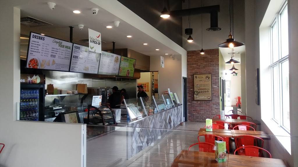 Mucho Burrito | restaurant | 10 Balsam St Unit#4, Collingwood, ON L9Y 3J4, Canada | 7052934303 OR +1 705-293-4303