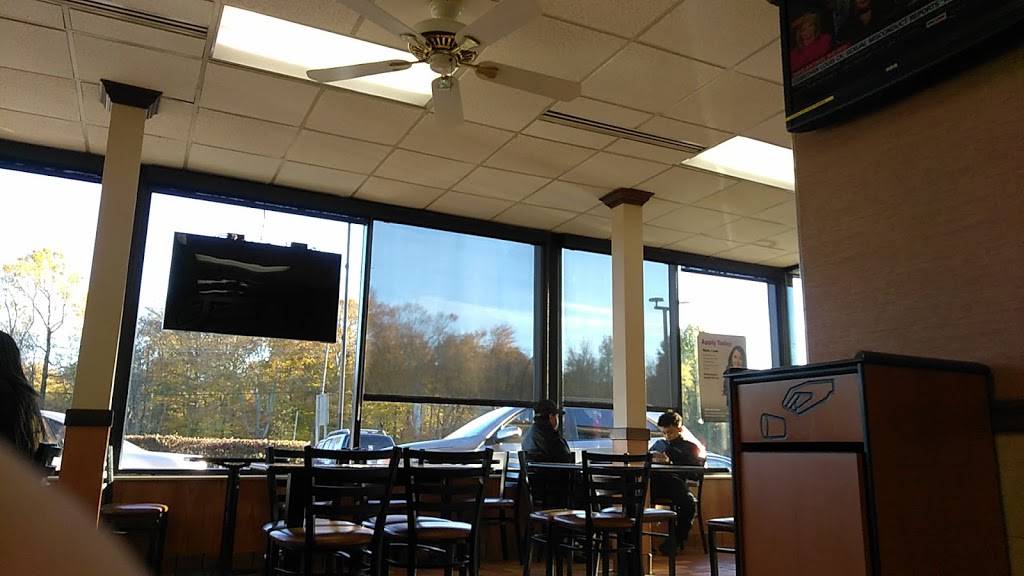 McDonalds | cafe | 12168 Central Ave, Mitchellville, MD 20721, USA | 3013903768 OR +1 301-390-3768