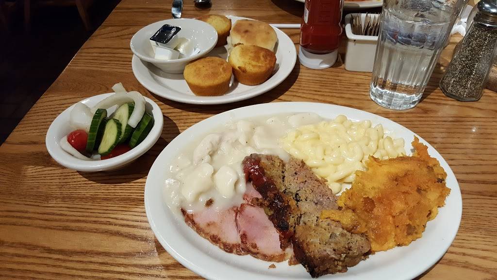 Cracker Barrel Old Country Store | restaurant | 4984 South Kay Bee Drive, Gas City, IN 46933, USA | 7659987790 OR +1 765-998-7790