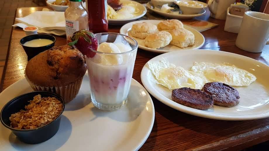 Cracker Barrel Old Country Store | restaurant | 6175 McDonough Dr NW, Norcross, GA 30093, USA | 7704461313 OR +1 770-446-1313