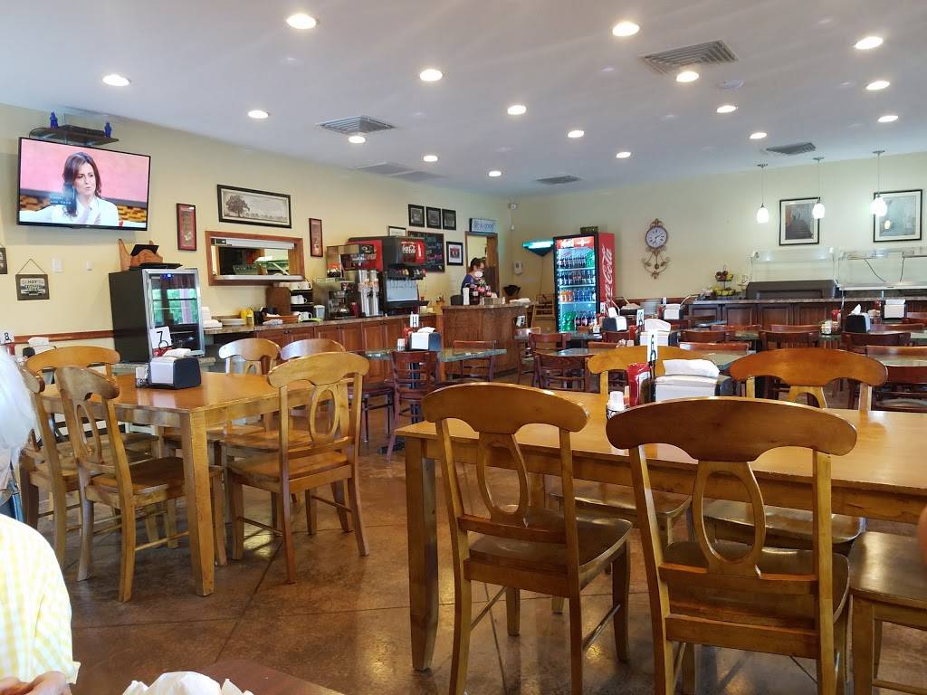 Goodfellas Pizza | restaurant | 103 Colonels Way, Henryville, IN 47126, USA | 8122943343 OR +1 812-294-3343