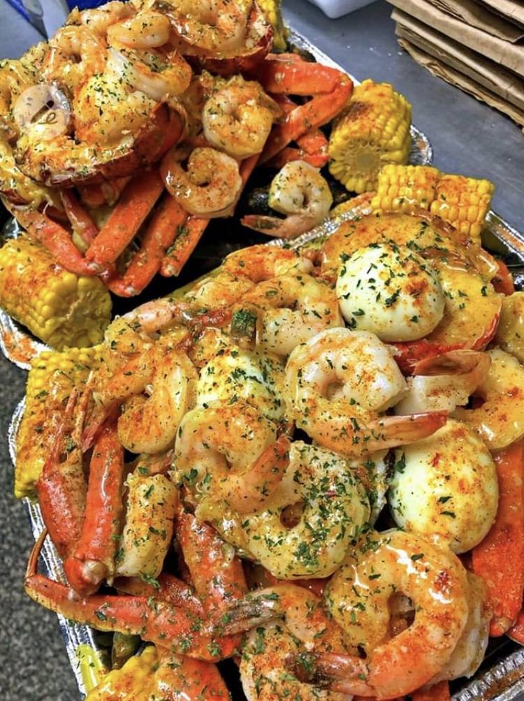 Seafood AddictionCT Restaurant | restaurant | 1073 Hancock Ave, Bridgeport, CT 06605, USA | 2032124510 OR +1 203-212-4510