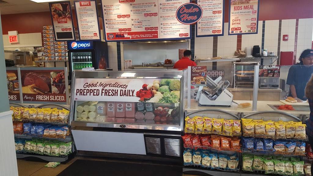 Jersey Mikes Subs | meal takeaway | 1147 N Eola Rd #103, Aurora, IL 60504, USA | 6304995110 OR +1 630-499-5110