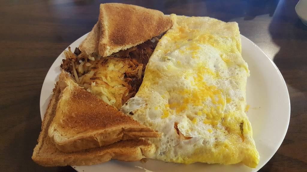 Fried Pie Co & Restaurant | restaurant | 202 W Main St, Gainesville, TX 76240, USA | 9406657641 OR +1 940-665-7641