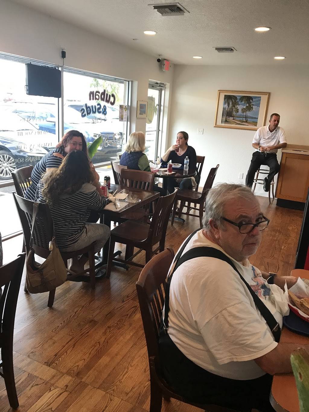 Cuban and Suds Cafe | restaurant | 9924 US-441, Leesburg, FL 34788, USA | 3528054352 OR +1 352-805-4352