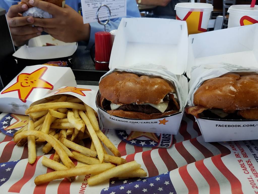 Carls Jr. / Green Burrito | restaurant | 950 Abbott St, Salinas, CA 93901, USA | 8317544416 OR +1 831-754-4416