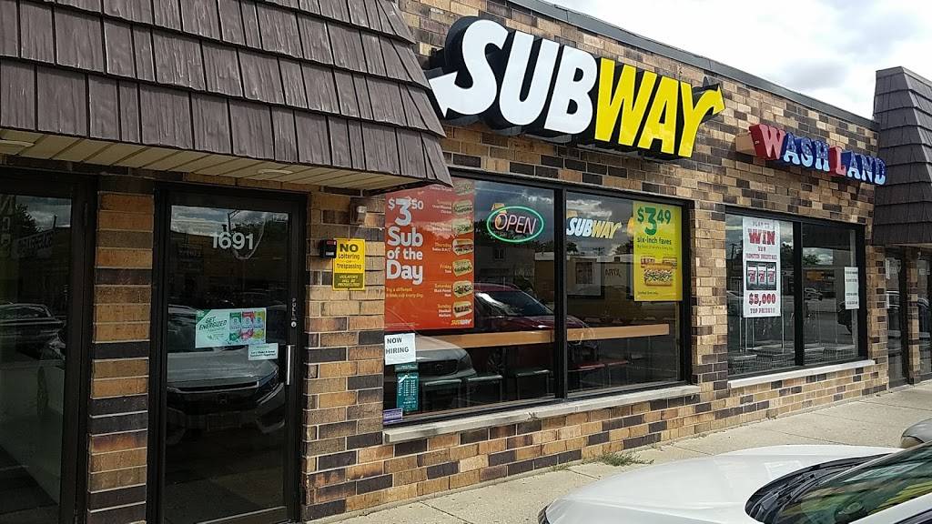 Subway Restaurants | restaurant | 1691 Mannheim Rd, Stone Park, IL 60165, USA | 7084102821 OR +1 708-410-2821