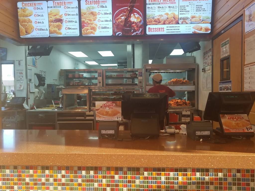 Popeyes Louisiana Kitchen | restaurant | 1600 Bruckner Blvd, Bronx, NY 10473, USA | 7187084109 OR +1 718-708-4109