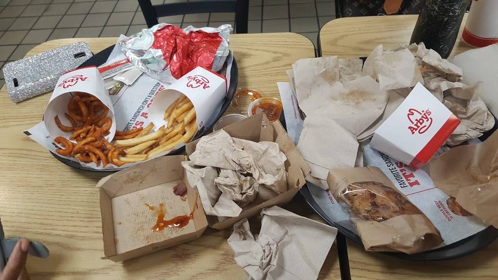 Arbys | restaurant | 1940 Rock Springs Dr, Las Vegas, NV 89128, USA | 7022569340 OR +1 702-256-9340