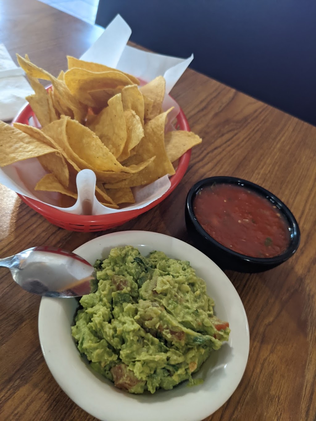 El Charrito | restaurant | 130 N 10th Ave, Pasco, WA 99301, USA | 5095449141 OR +1 509-544-9141