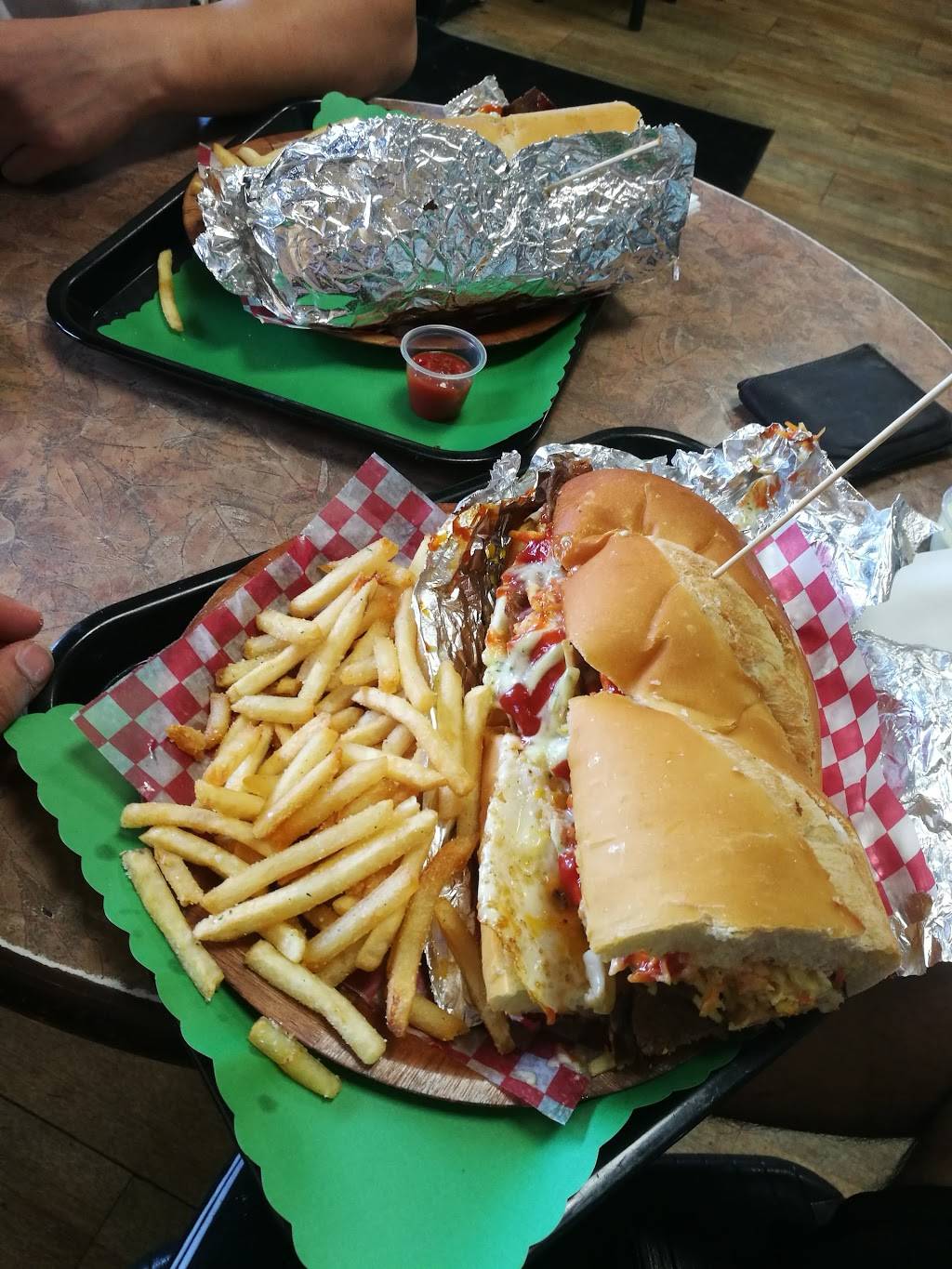 La Nota Burgers & more | restaurant | 2021 St Augustine Rd #8, Jacksonville, FL 32207, USA | 9046003454 OR +1 904-600-3454