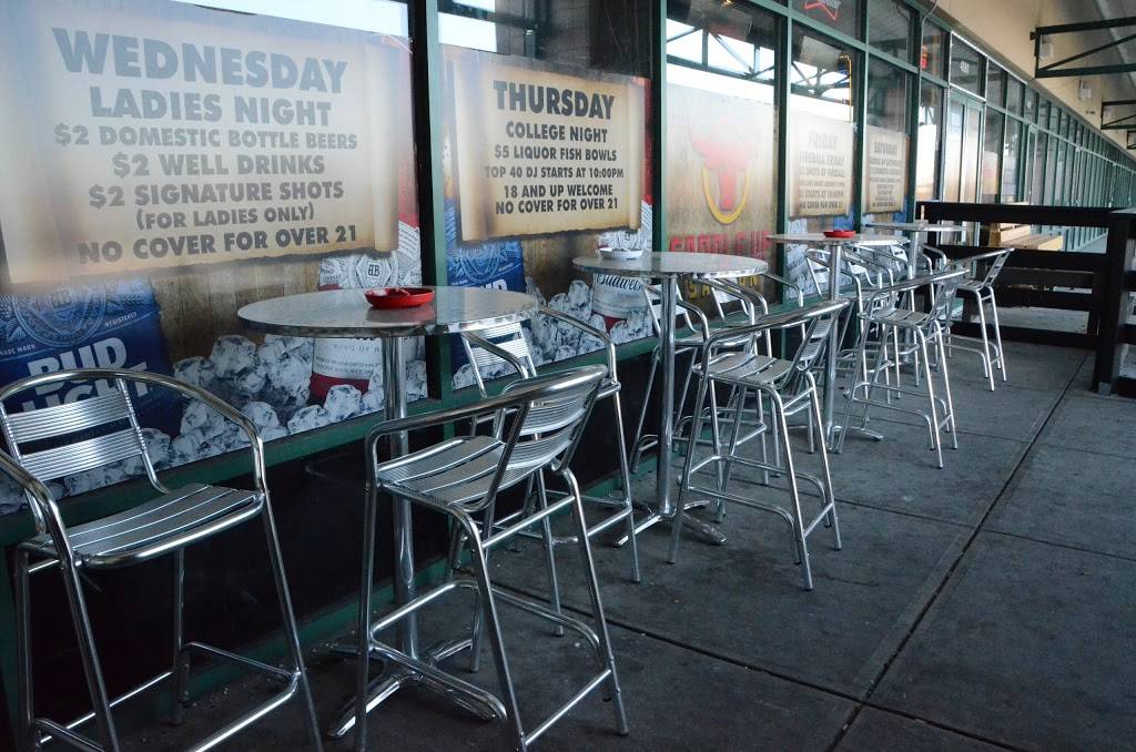 Out The Way | night club | 4880 Union Centre Pavilion, West Chester Township, OH 45069, USA | 5138894538 OR +1 513-889-4538