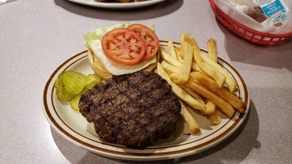 The Fuse Bar & Grill | restaurant | 44015 Forest Blvd, Harris, MN 55032, USA | 6512435185 OR +1 651-243-5185