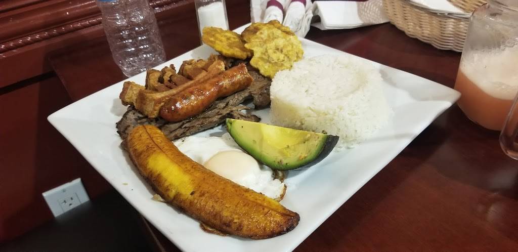 Makondo Restaurant | restaurant | 139 N Main St, Port Chester, NY 10573, USA | 9143056147 OR +1 914-305-6147