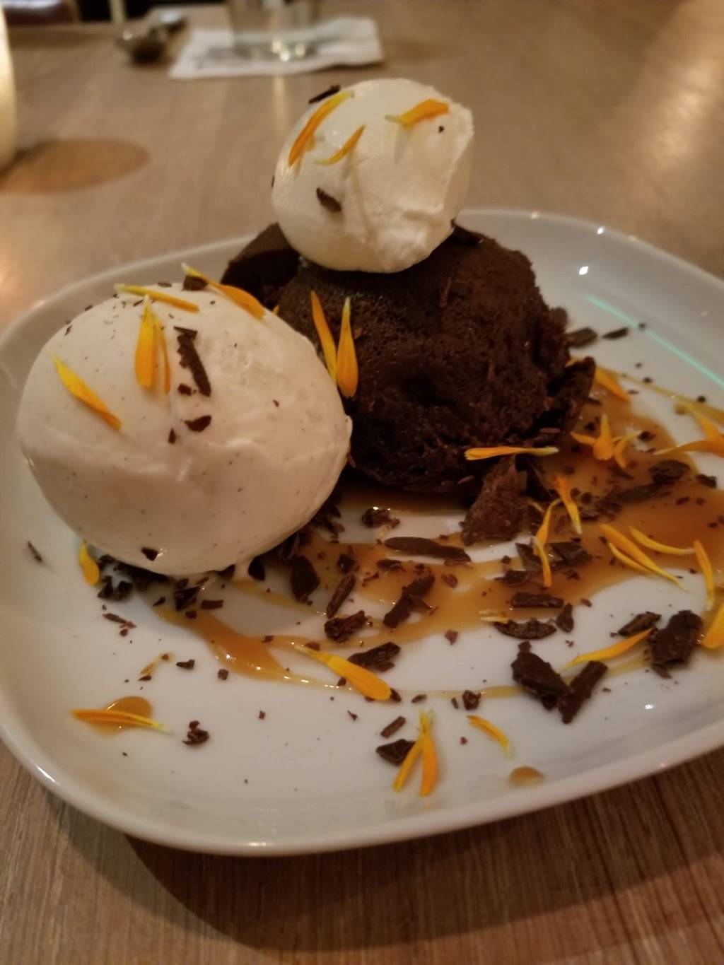 Town Hall Restaurant Jacksonville | restaurant | 2012 San Marco Blvd, Jacksonville, FL 32207, USA | 9043980726 OR +1 904-398-0726