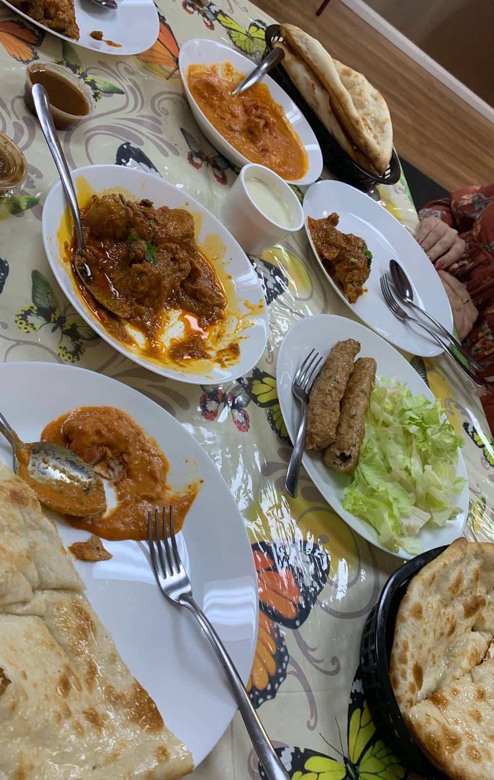 Lahore Kabab House | meal takeaway | 3867 Lawrence Ave E, Scarborough, ON M1G 1R2, Canada | 4162898800 OR +1 416-289-8800