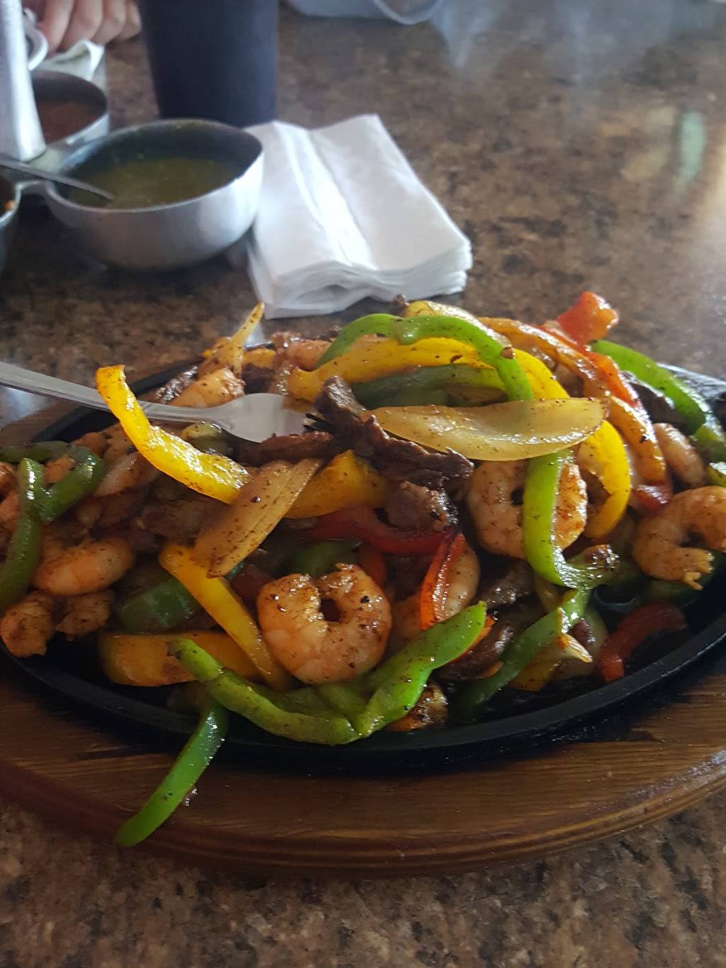 Campestre Mexican Restaurant | restaurant | 515 W Rollins Rd, Round Lake Beach, IL 60073, USA | 8472017255 OR +1 847-201-7255