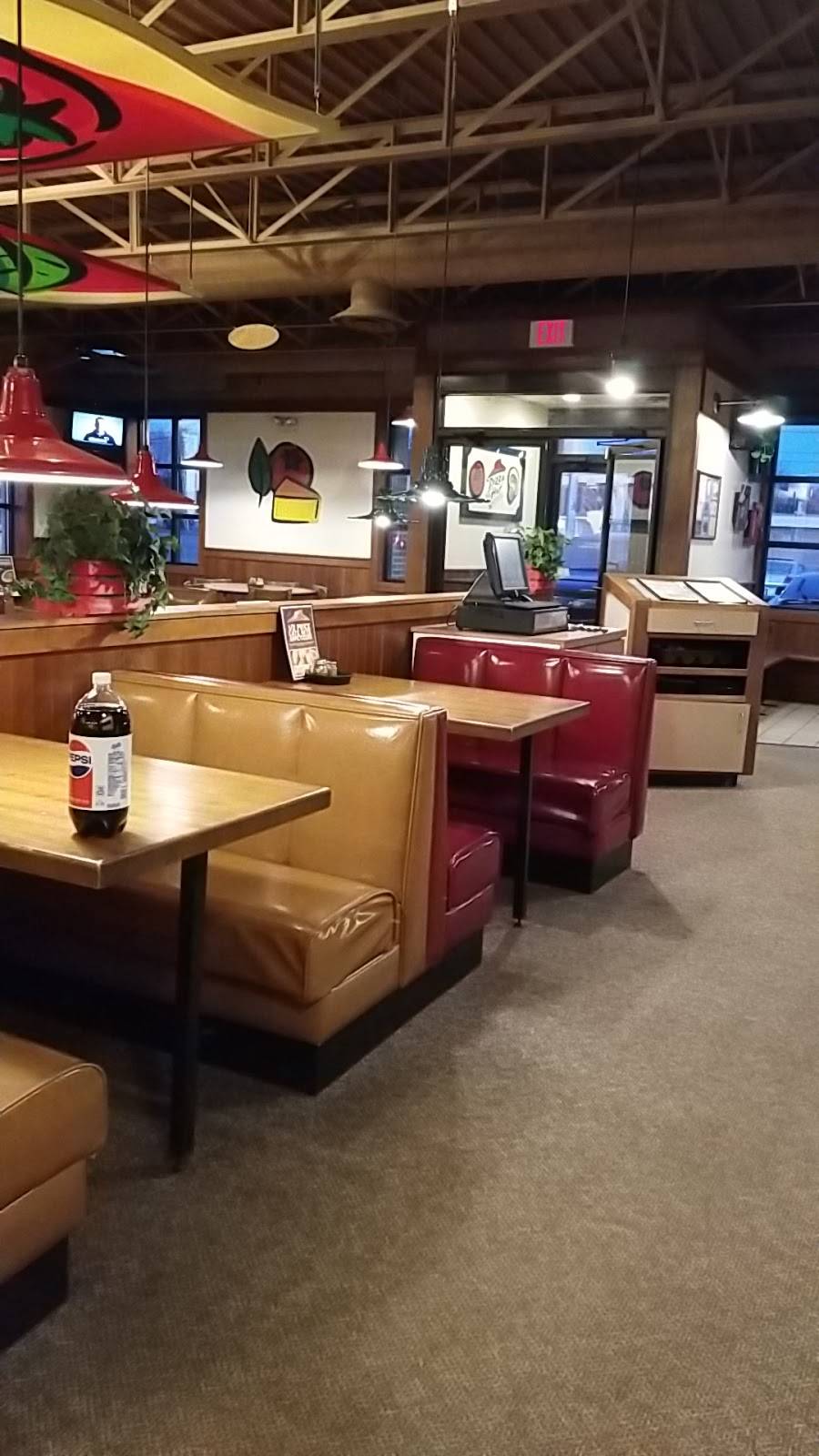 Pizza Hut | restaurant | 4257 Kalamazoo Ave SE, Grand Rapids, MI 49508, USA | 6164555445 OR +1 616-455-5445