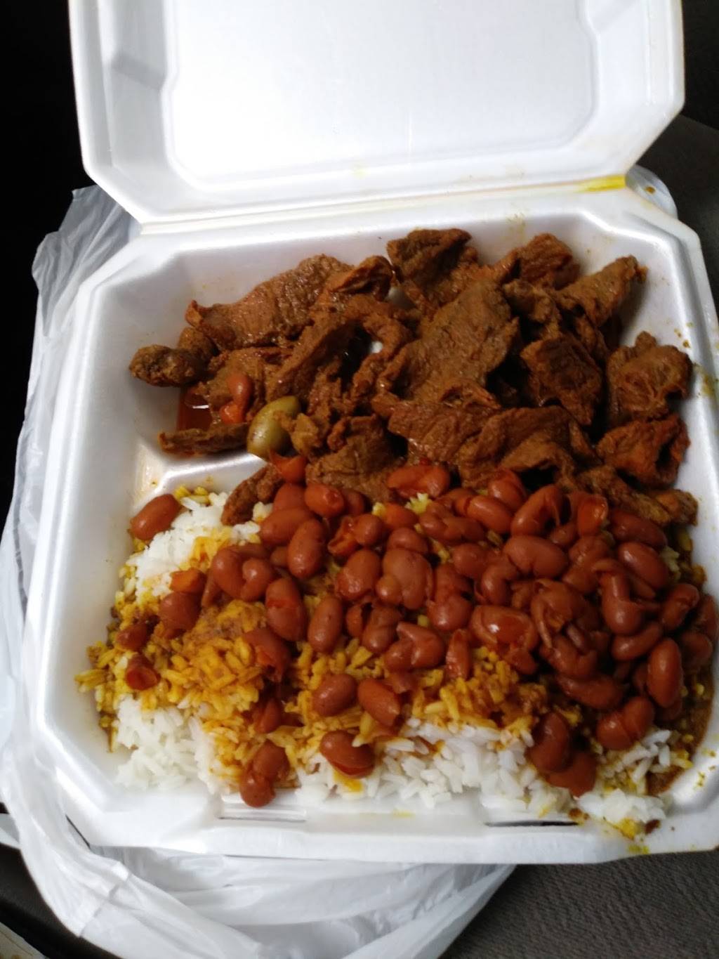 York Fried Chicken | restaurant | 3837, 405 W Princess St, York, PA 17401, USA | 7177719999 OR +1 717-771-9999