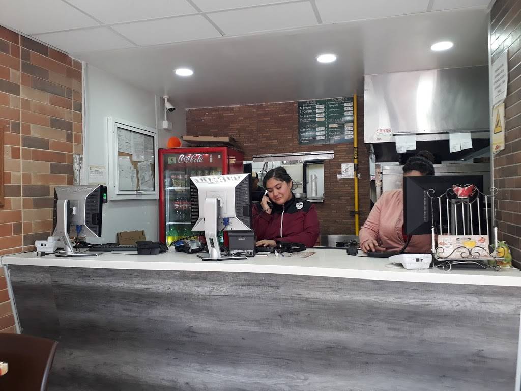 MY JHONS PIZZA | restaurant | 22237, El Florido 1ra y 2da Secc, 22237 Tijuana, B.C., Mexico | 016642112321 OR +52 664 211 2321