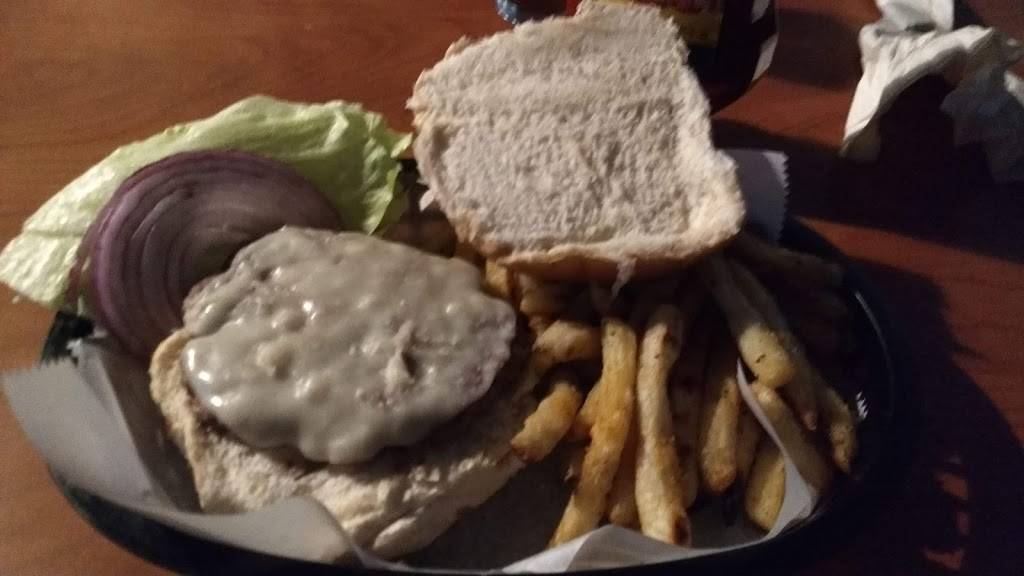 Gators Tavern | restaurant | 83 Owego St, Cortland, NY 13045, USA | 6077566416 OR +1 607-756-6416