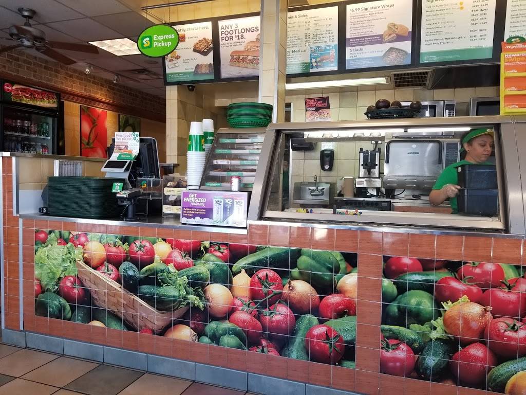 Subway Restaurants | restaurant | 6238 W Manchester Ave, Los Angeles, CA 90045, USA | 3106701270 OR +1 310-670-1270