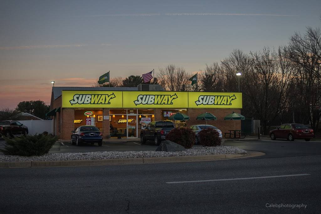 Subway | restaurant | 18707 Forest Rd, Lynchburg, VA 24502, USA | 4342372028 OR +1 434-237-2028