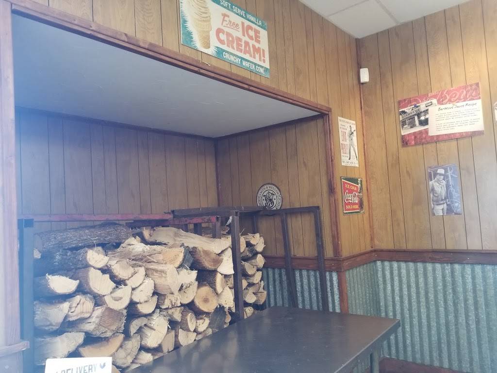 Dickeys Barbecue Pit | restaurant | 1413 W Buckingham Rd, Garland, TX 75042, USA | 9725303137 OR +1 972-530-3137