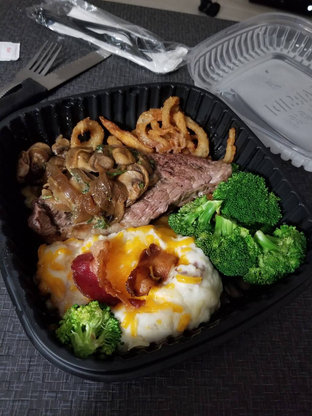 Applebees Grill + Bar | restaurant | 1390 Dunlawton Ave, Port Orange, FL 32127, USA | 3867612222 OR +1 386-761-2222