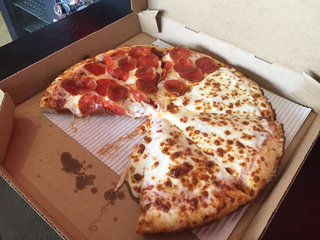 Pizza Hut | restaurant | 146 Walnut Ln, Travelers Rest, SC 29690, USA | 8648344790 OR +1 864-834-4790