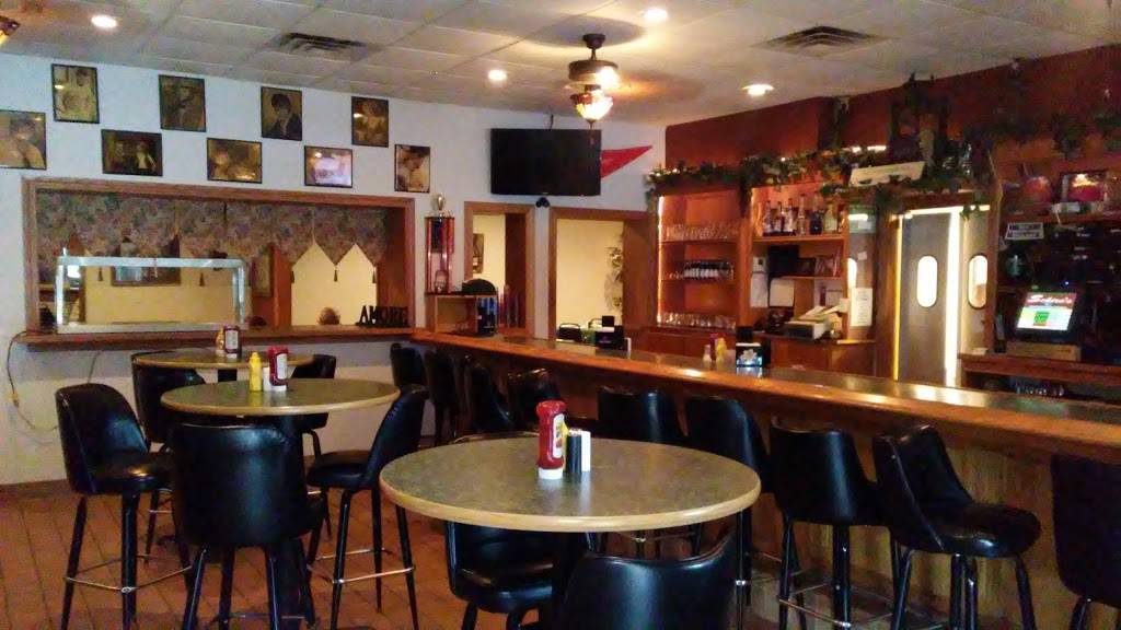 Schiros Restaurant & Lounge | restaurant | 1201 N Springfield Ave, Rockford, IL 61101, USA | 8159655646 OR +1 815-965-5646