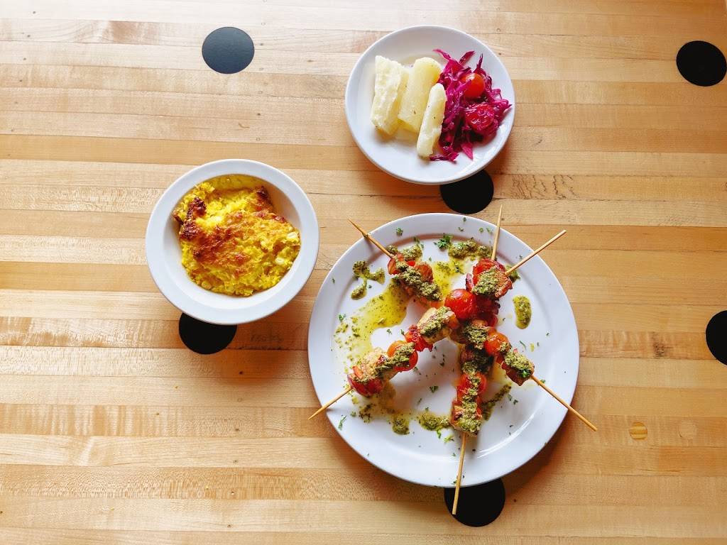 Al. Ringling Brewing Co. | restaurant | 623 Broadway St, Baraboo, WI 53913, USA | 6084484013 OR +1 608-448-4013